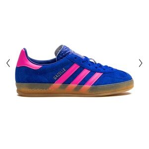 Adidas Blue and Pink Sneakers with Gum Sole sneakers tennis shoes like new